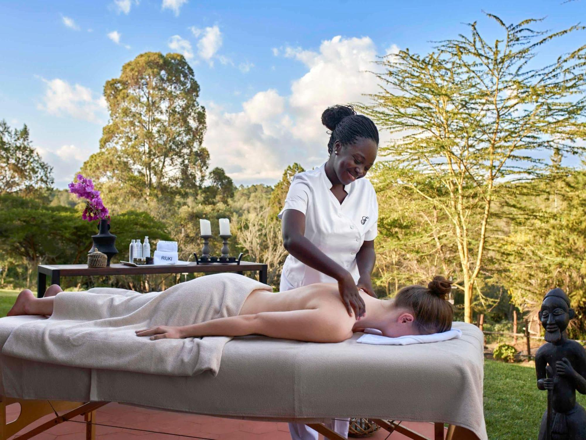 Hotel Fairmont Mount Kenya Safari Club Nanyuki Exterior foto